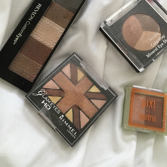 Makeup Bundle - Picture 4 of 4