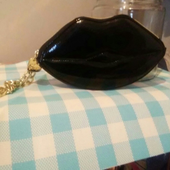 Wristlet