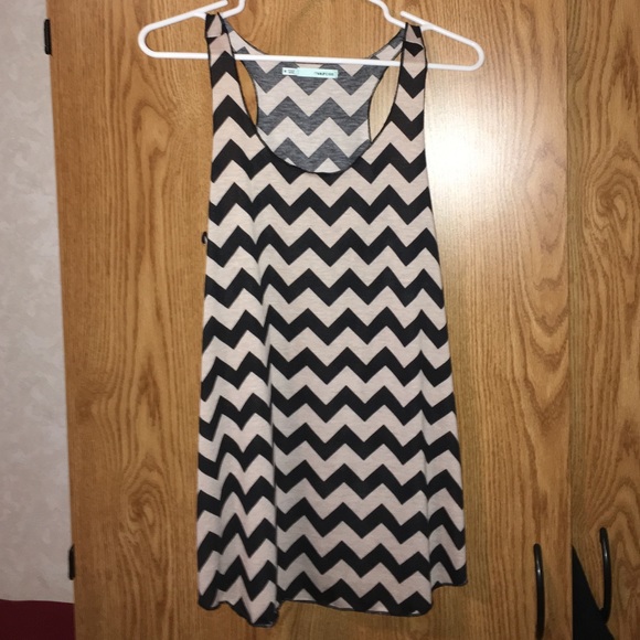 maurices chevron dressy tank - Picture 1 of 3
