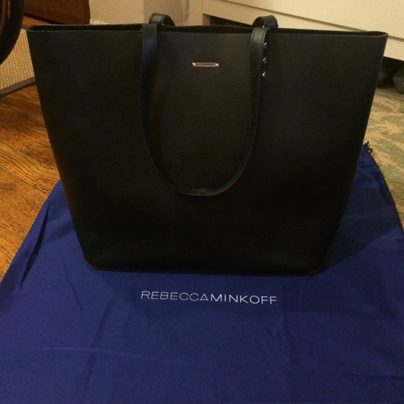 Rebecca Minkoff Handbags - Rebecca Minkoff Large Dylan Tote