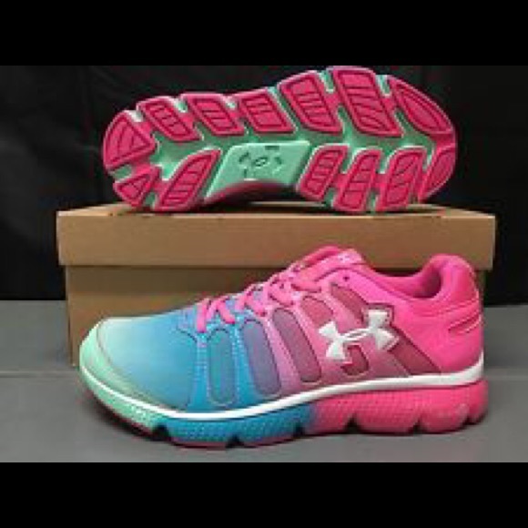 Under Armour Micro Pulse G shoes