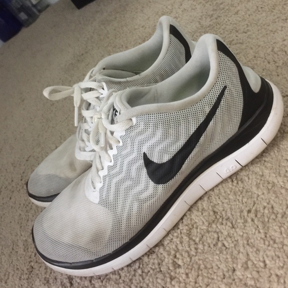 Nike running sneakers!!