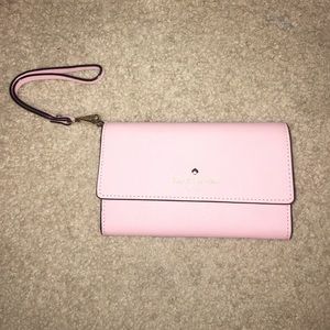 Kate spade cedar street iPhone 6 wristlet