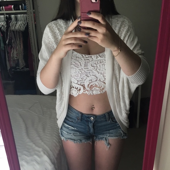 White Half-Sleeved Cardigan