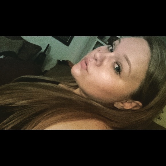 Meet your Posher, Deborah - Picture 1 of 1