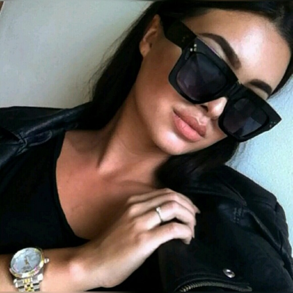 HP ||🌟NEW! Black Flat Top Oversized Square Sunnies "Best Seller" 1 left! - Picture 4 of 8
