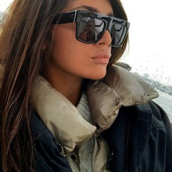 HP ||🌟NEW! Black Flat Top Oversized Square Sunnies "Best Seller" 1 left! - Picture 6 of 8