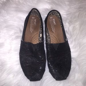 Sparkly black Toms!!