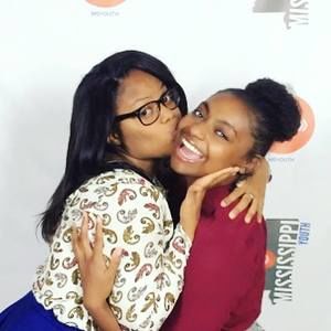 Meet your Posher, Genae