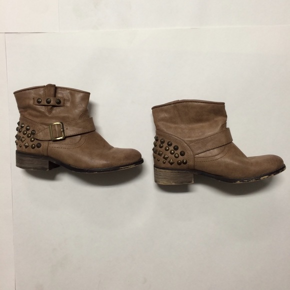 Studded ankle boots size 7 - Picture 1 of 4