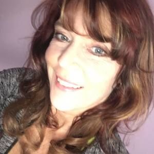 Meet your Posher, Bettina