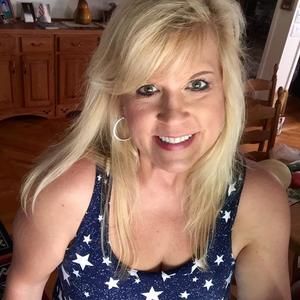 Meet your Posher, Pam