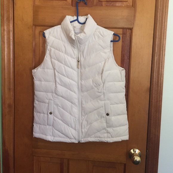 Cream puffer vest