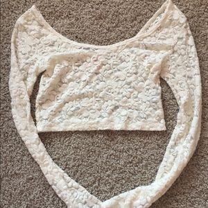 Lace long sleeved crop top