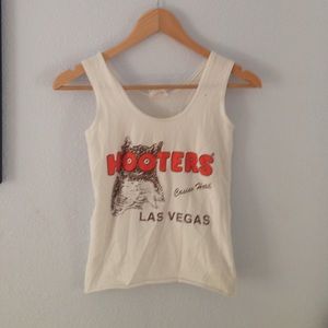 hooters shirt