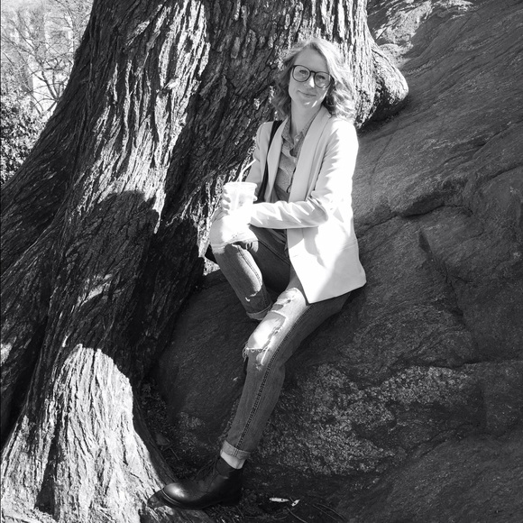 Meet your Posher, Marilyn