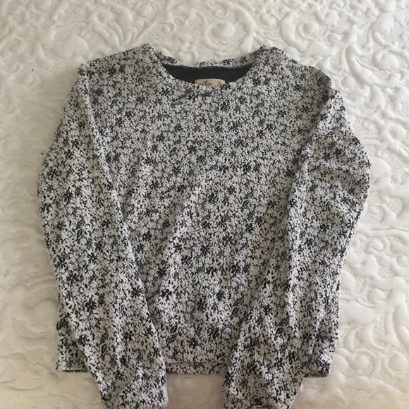 Hollister Monochromatic Fashion Sweatshirt