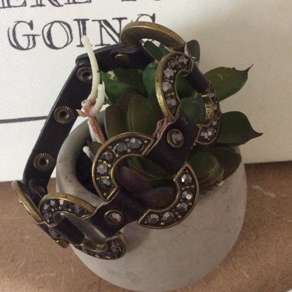 Vintage leather bracelet✨