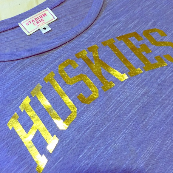 UW Huskies long sleeve shirt