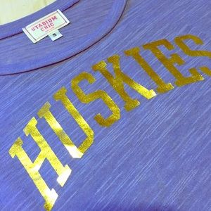 UW Huskies long sleeve shirt