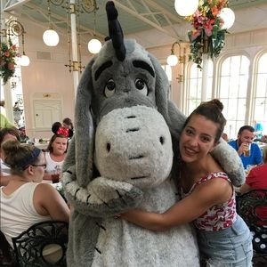 Meet your Posher, Samantha