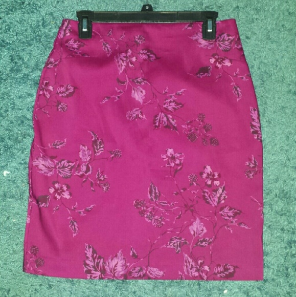 *ON SALE NOW *Express pencil skirt
