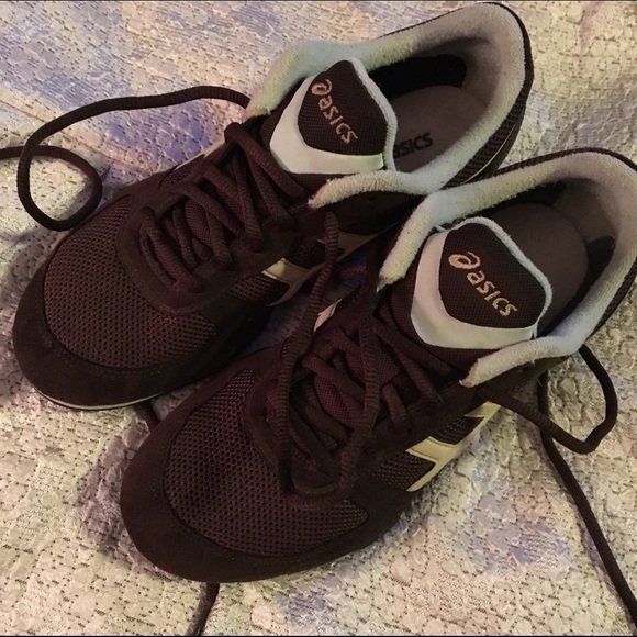 Aasics Sneakers - Picture 1 of 4