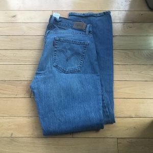 Women's Levi's