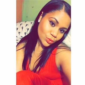 Meet your Posher, Raylette