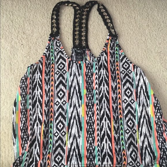 NWT RUE 21 top