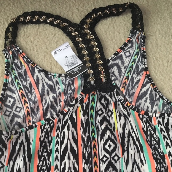 NWT RUE 21 top - Picture 3 of 3