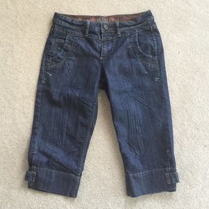 Denim knee length Capri size 9/10 Juniors