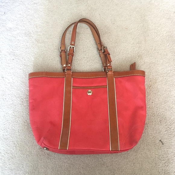 Pink coach purse
