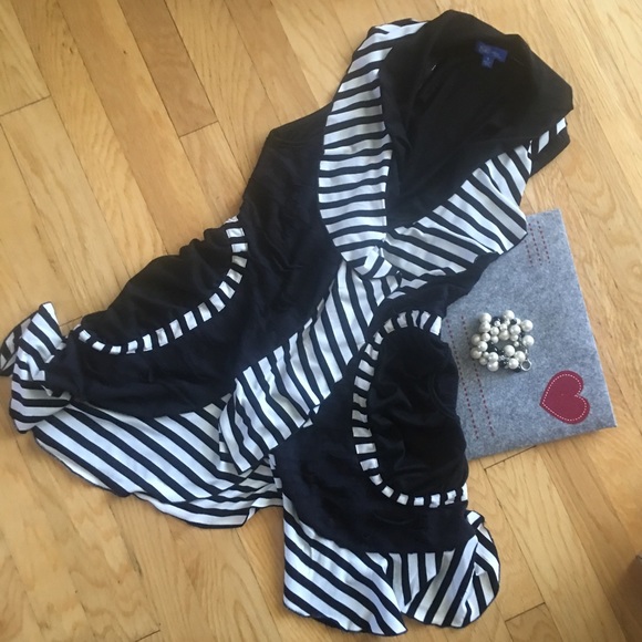 Sleeveless sold in bundle - Picture 2 of 5