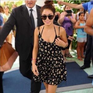 Brandy melville black daisy dress 🌻