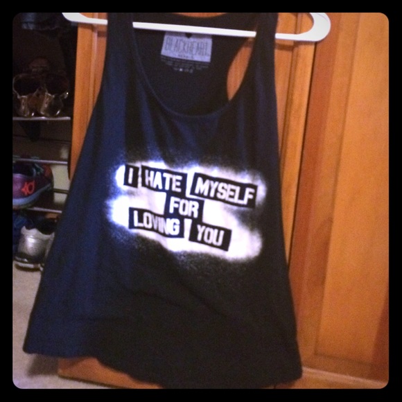 Hot Topic Tops - Tank top