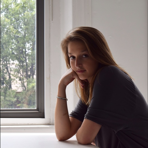 Meet your Posher, Isabella