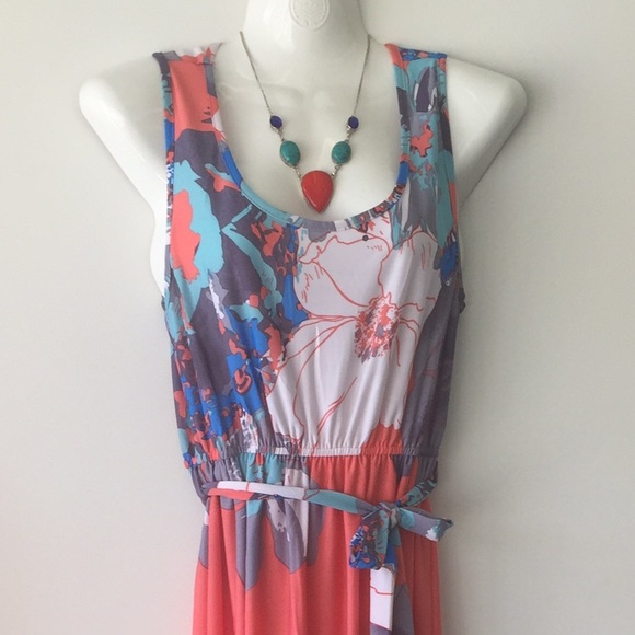 Maxi dress