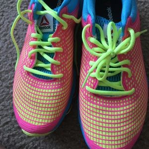 Crossfit reebok jet fuse shoe!! Women size 9!!