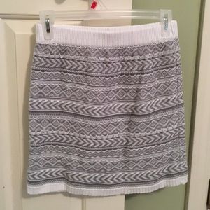 Precious sweater knit skirt