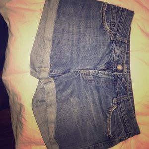 Demi shorts