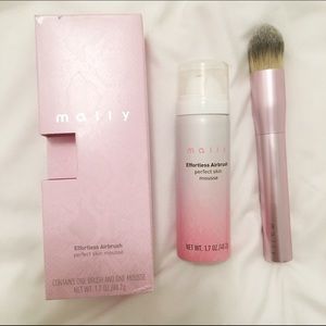 Mally Effortless Airbrush Mousse & Brush