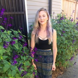 Meet your Posher, Caroline