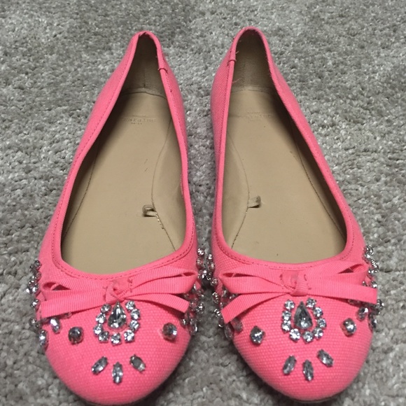 Zara Flats