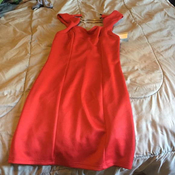 Dress - Picture 2 of 2