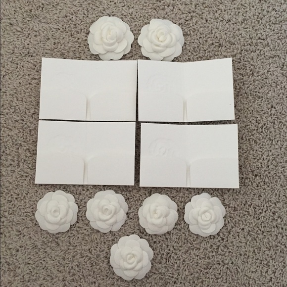 Chanel Accessories Ribbon Flower Receipt Holder - Picture 2 of 4