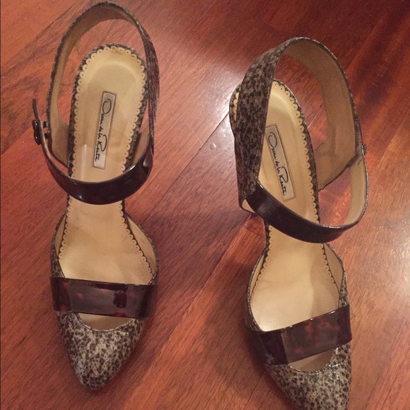 Oscar de la renta pumps size UK 40