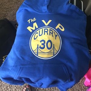 Youth medium stefan curry hoodie.