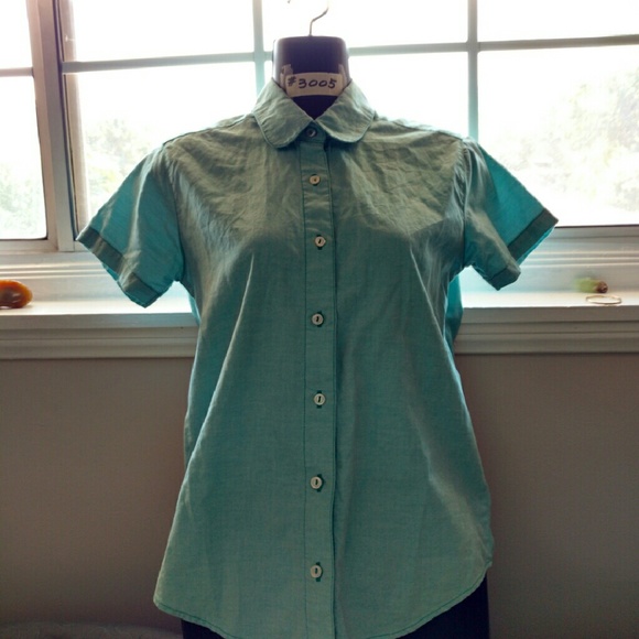 ✨SALE✨AA mint vintage green peter pan button up