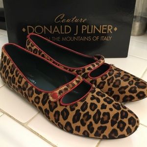 NEW luxurious leopard loafers w/red leather trim